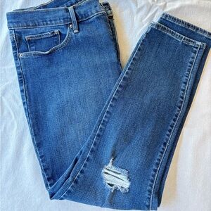 Levi's 311 Shaping Skinny Jean. Size 32” waist.